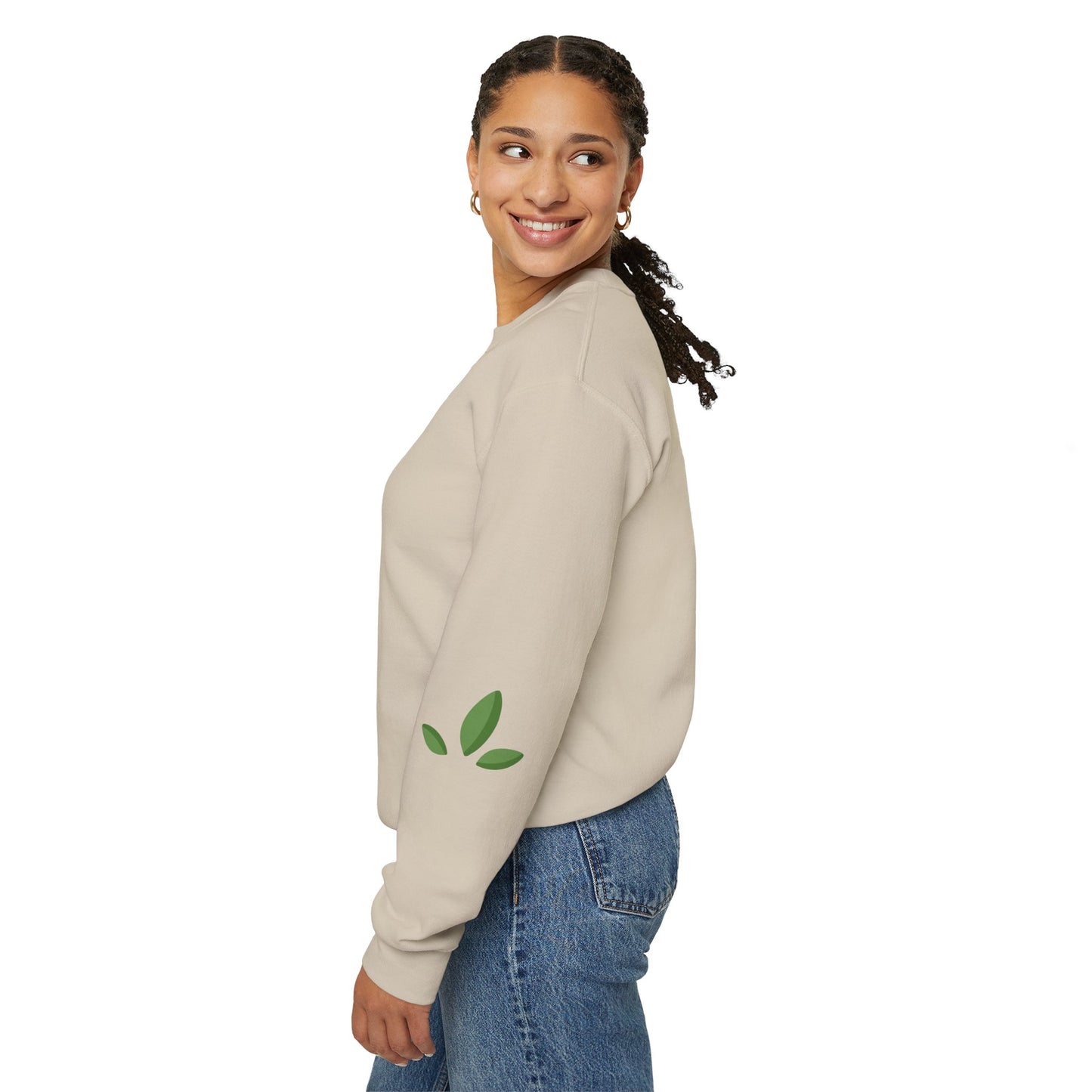 Cozy Unisex Sweatshirt for All Seasons